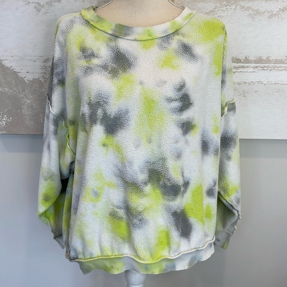Free People Reversible Tye Dye sweatshirt lime green/white